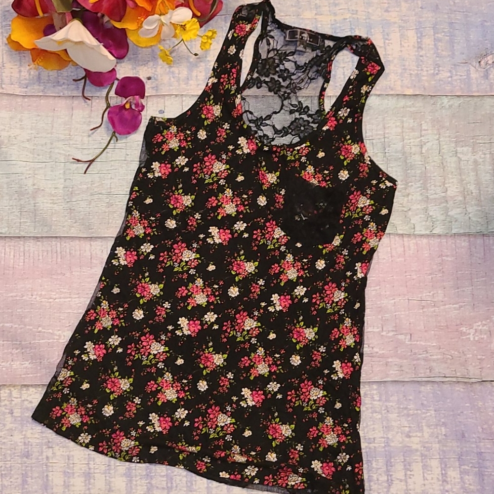 Flower print lace top